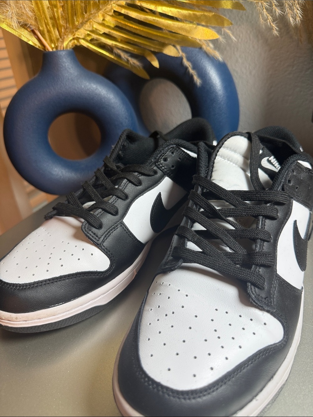 Like New Nike Men’s Panda Dunks Size 11.5.